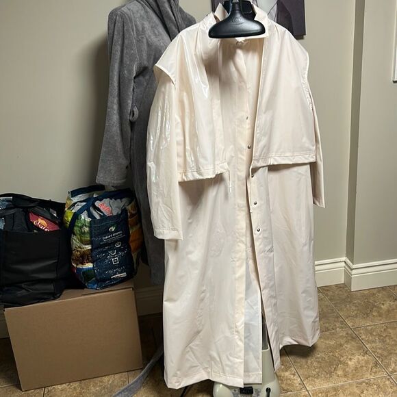 SSENSE Remain birger Christensen hana storm flap raincoat nwot - Picture 11 of 16